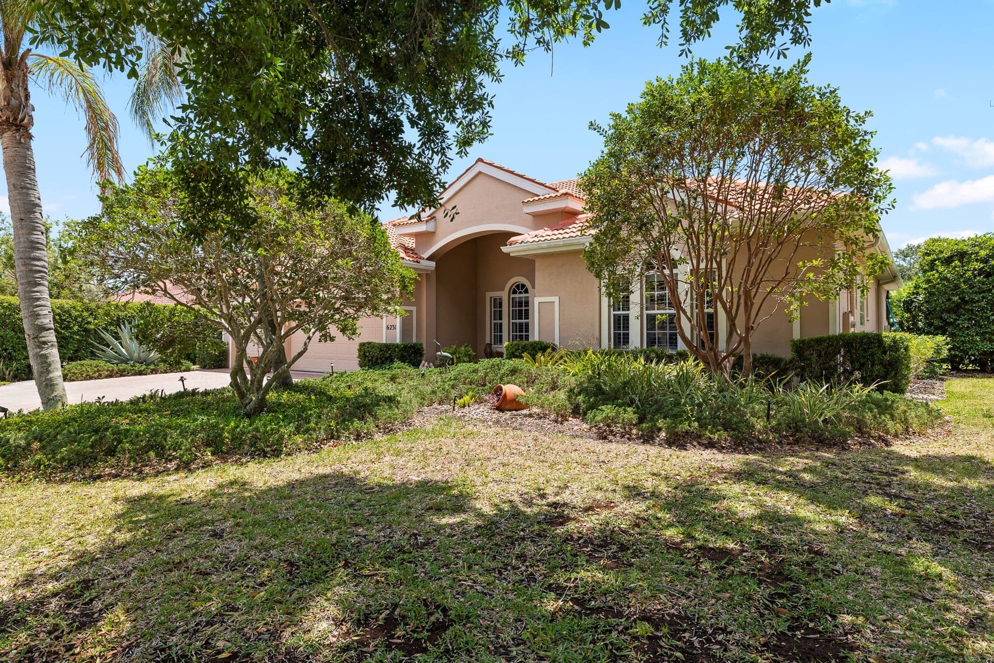 Find your dream home in Sarasota